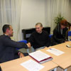 DoTheWriting! Liguria, Savona, 5 gennaio 2010: Luca Borriello (direttore INWARD) si congratula con Marco Fanni (presidente ACU Duevventi) per la sua manifestazione di interesse.